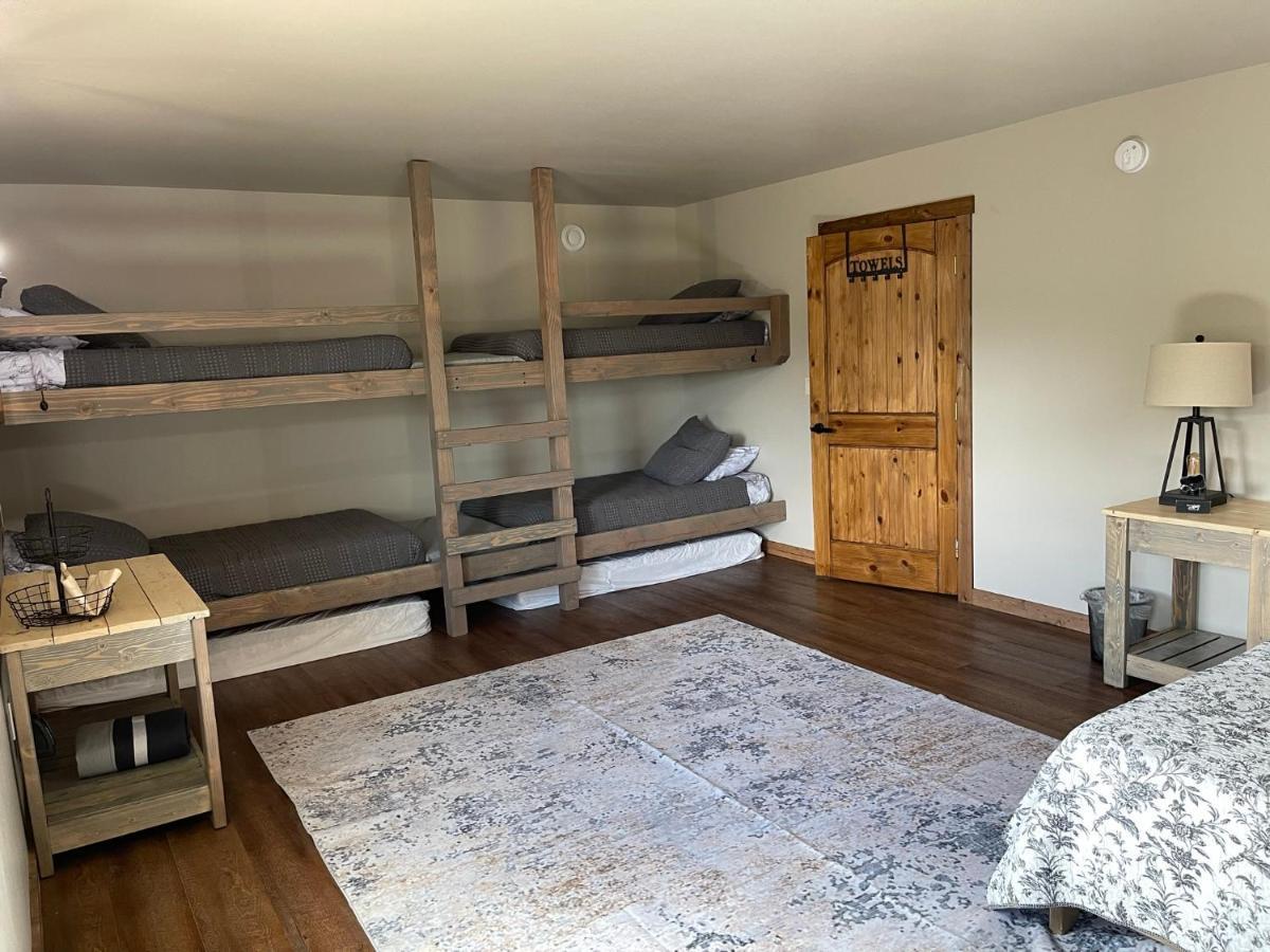 The Inn At Liberty Farms Sunshine Esterno foto